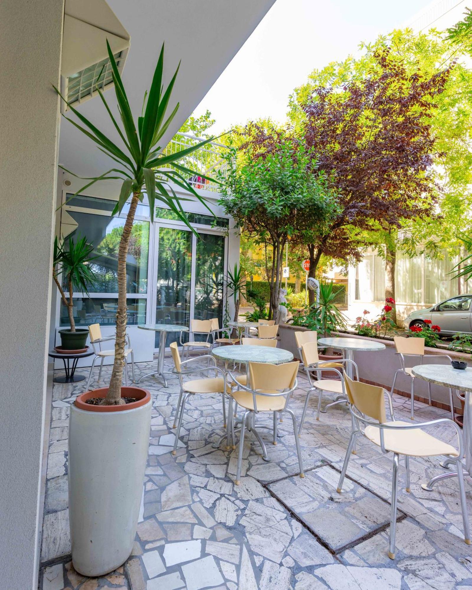 Ciccio Hotel Misano Adriatico Eksteriør billede