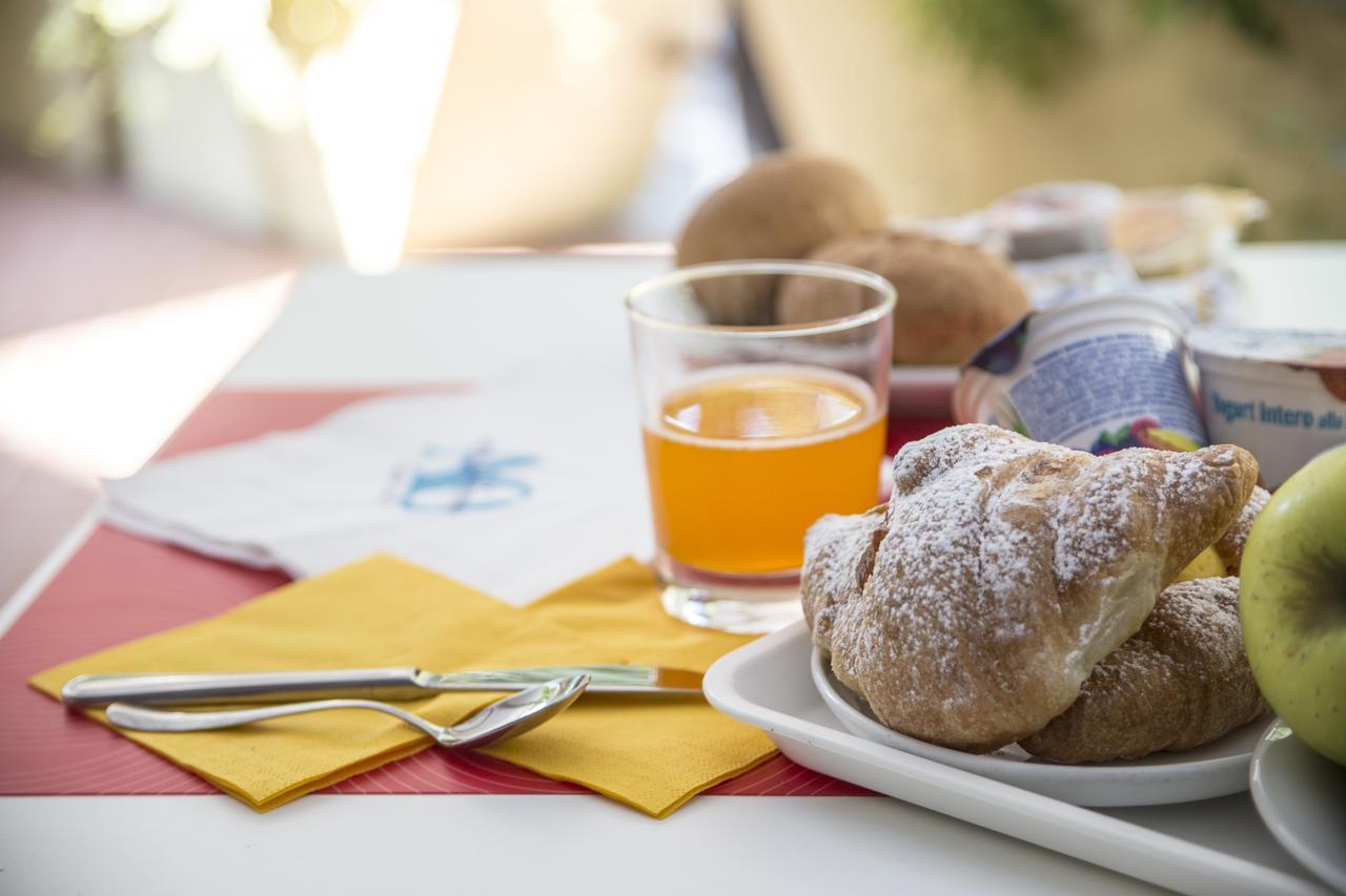 Ciccio Hotel Misano Adriatico Eksteriør billede